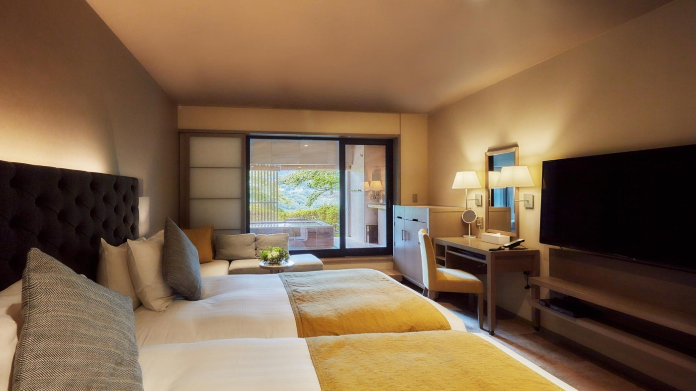 源泉かけ流しの湯と美味しいイタリアンが待つ癒しの美食宿3576781