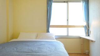 ダブルルーム 共用バスルーム