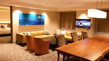 スイートルーム（リビング） / 10