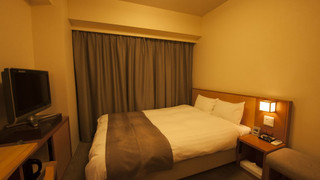 モデレートダブルルーム (15sqm)