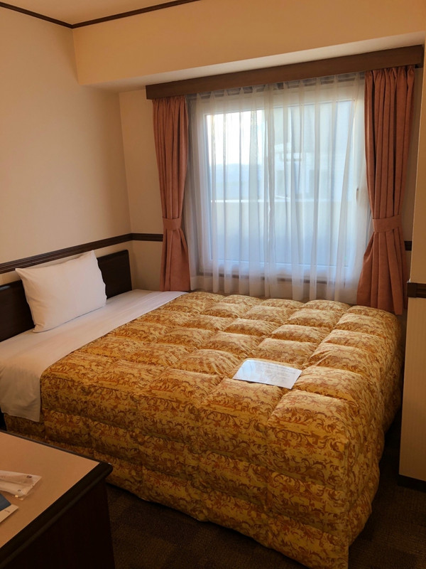 ベッドは大きい