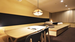 ラグジュアリー スタジオスイート ベッド (複数台) 禁煙 冷蔵庫 & 電子レンジ