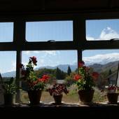 自家製酵母パンの宿 白馬山麓栂池高原プチホテルシャンツェ(長野県 ペンション) / 3