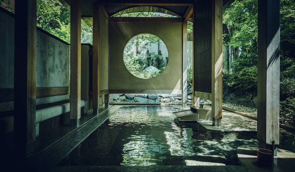 大浴場の露天風呂 / 3