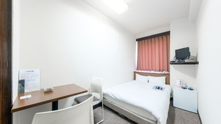 ダブルルーム 喫煙可