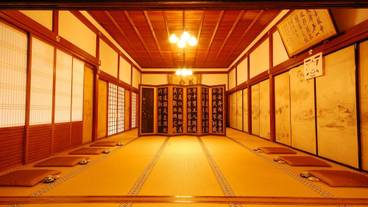 ボールルーム / 9