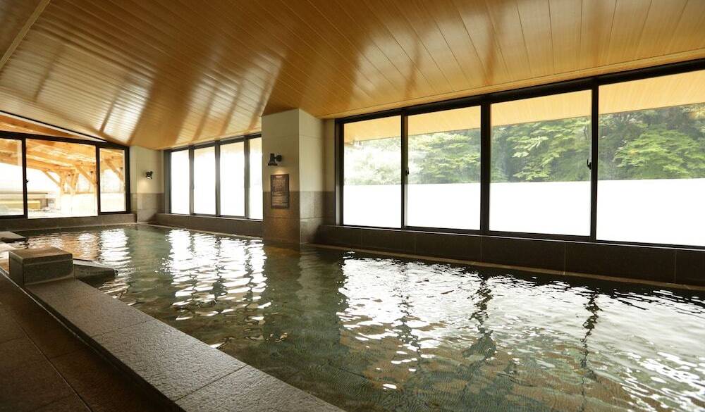 朝の湯浴みで
贅沢な時間を愉しむ / 4