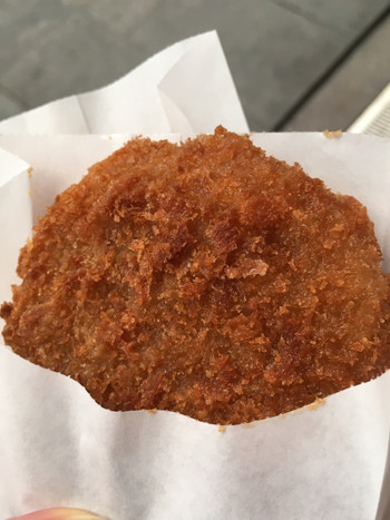 「中村屋」料理 32755 ミンチカツ（120円）