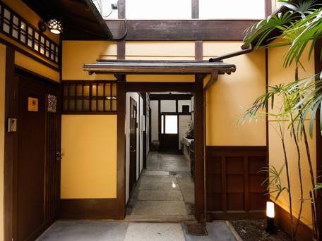 京町屋別邸 はな亭 / 2