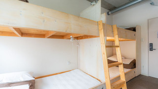 4 人部屋 禁煙 共用バスルーム