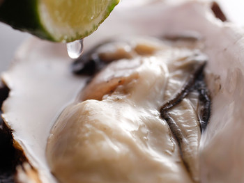 「あじ蔵 カロカロ」 料理 62947219 生牡蠣