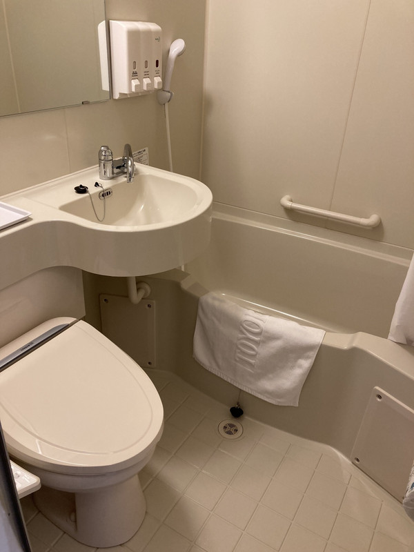 普通です。アメニティーはフロントの近くに置いています