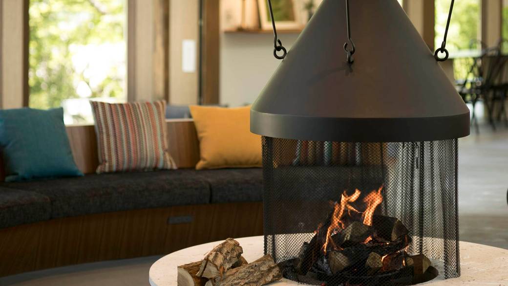 ロビーラウンジ 暖炉 / 1