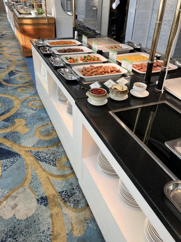 ブレックファースト