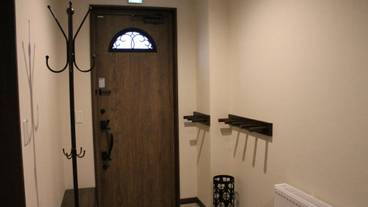 内部エントランス / 2