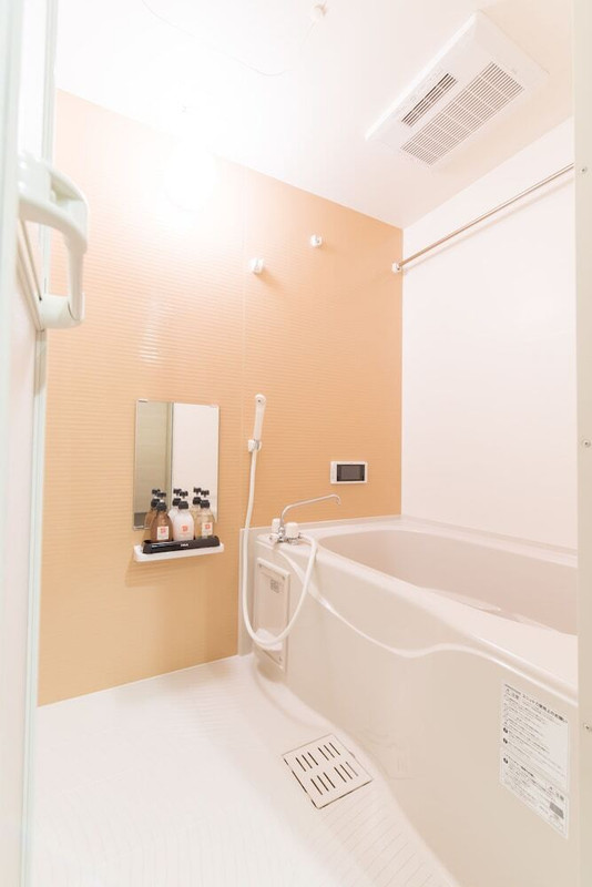 バスルームのシャワー