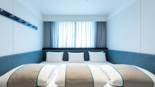 スタンダード  ファミリー ルーム キングベッド 1 台(幅255cm) 禁煙