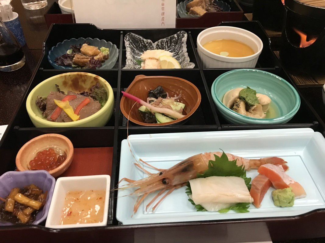 夕食の松花堂弁当