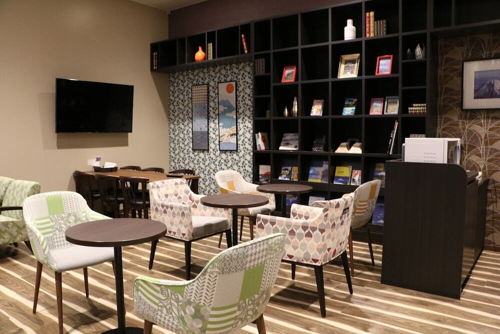 ロビーラウンジ