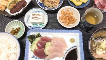 食事・飲み物 / 3