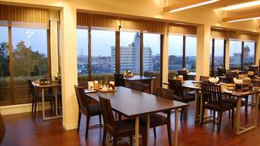 朝食スペース / 5