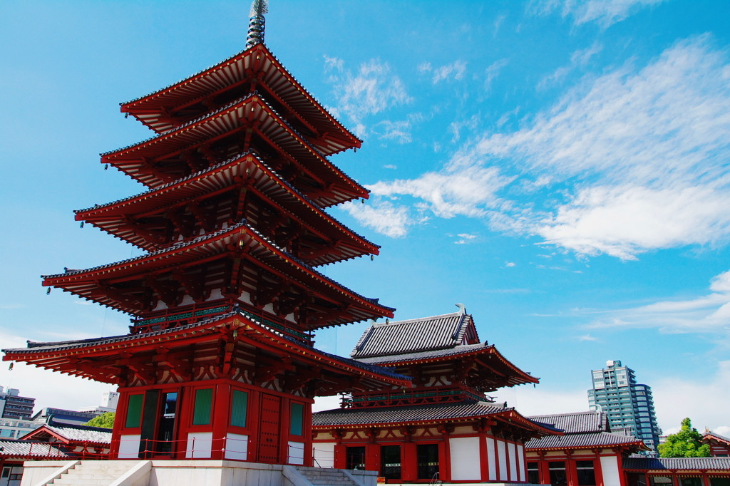 ８．ここにしかない絵馬やお守りもチェック「四天王寺」2146712