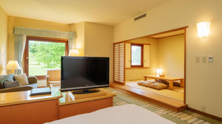 本館ファミリールーム【和洋室/53平米/ベッド幅120㎝】 [スタンダード] [和洋室] [禁煙] [ガーデンビュー]