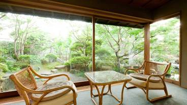 離れ家「紅塵庵」眺望一例 / 2