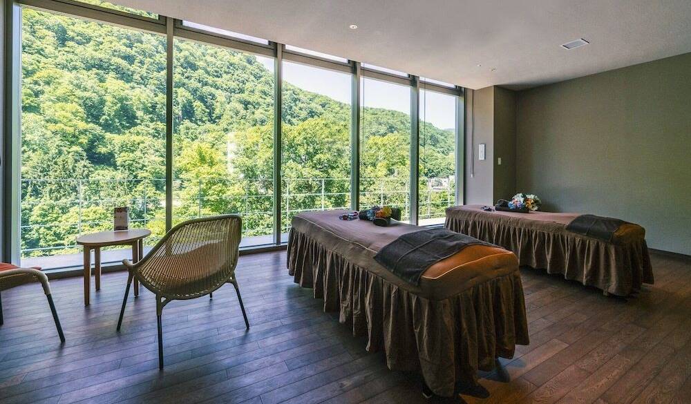 エステで癒し体験
疲れを取って元気に / 1