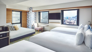 プレミアム ルーム シングルベッド 3 台 (High Floor, Free Breakfast)