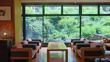 ロビー応接スペース / 2