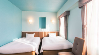 ツインルーム シングルベッド 2 台 (禁煙)