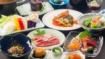 食事・飲み物 / 3