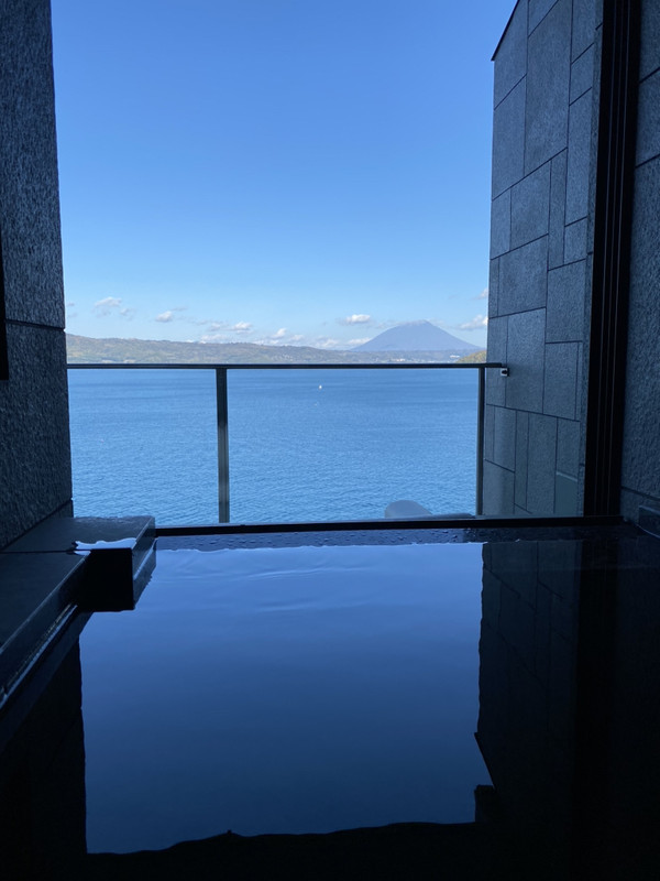 客室露天風呂一例