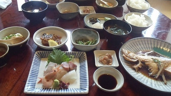 「たくみ割烹店」料理 905220 これが昼食の定食!!豪華だね