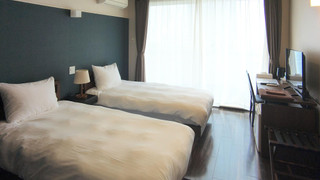 エコノミー ツインルーム シングルベッド 2 台 禁煙