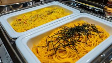 朝食スペース / 9