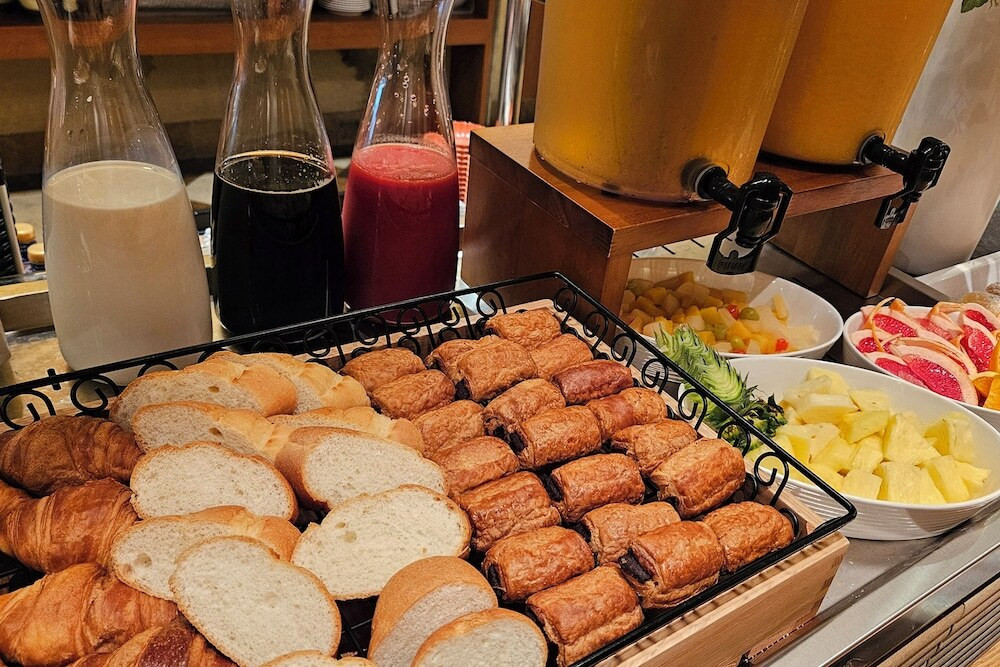 朝食ビュッフェ