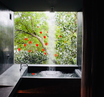 フクギ並木で2人仲良くおこもり♡隠れ家ヴィラ4022531