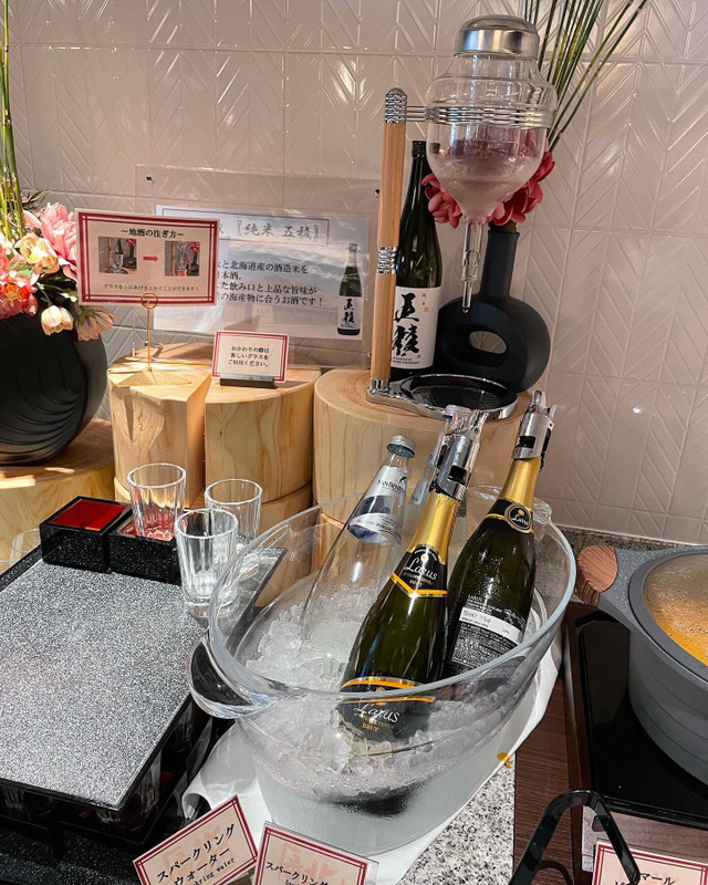 朝食／お酒コーナー一例