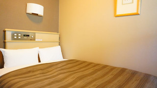 セミダブルルーム (喫煙)