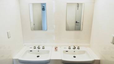 施設内の設備 / 14