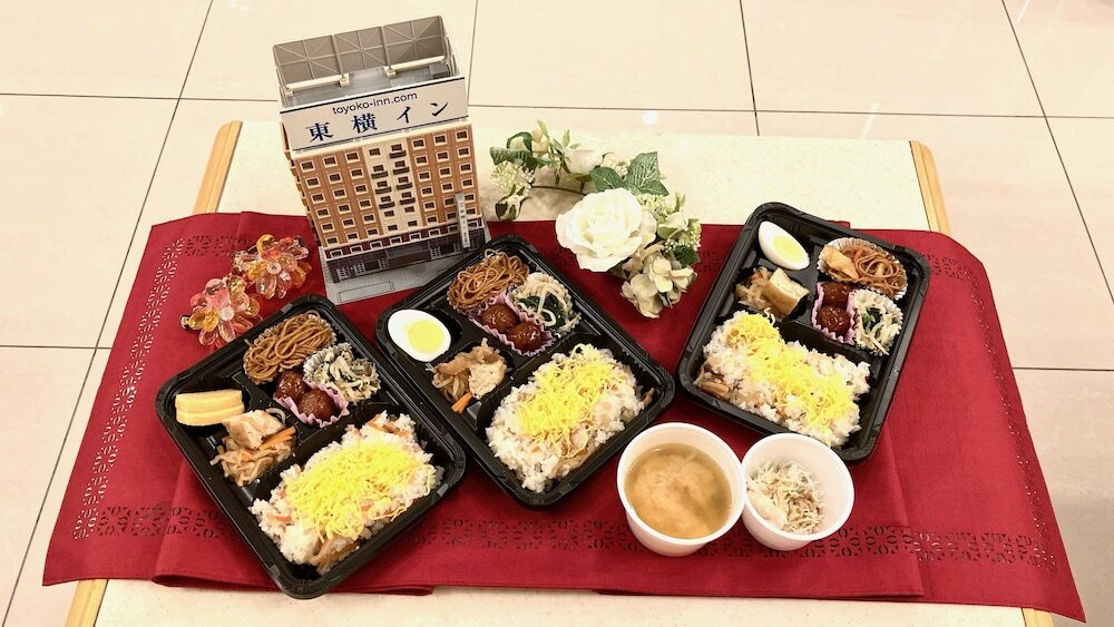 朝食