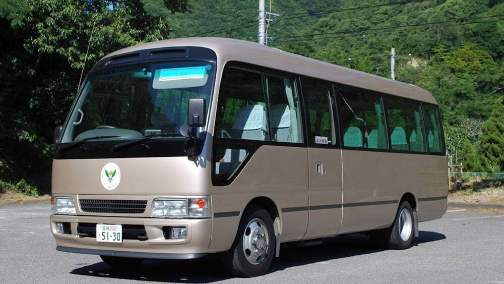 市街地へのシャトル サービス