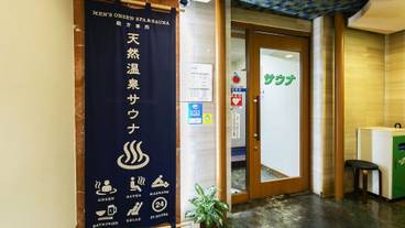 内部エントランス / 2