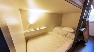 ツインルーム 共用バスルーム