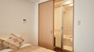 ロイヤル アパートメント