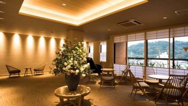 ロビー応接スペース / 3