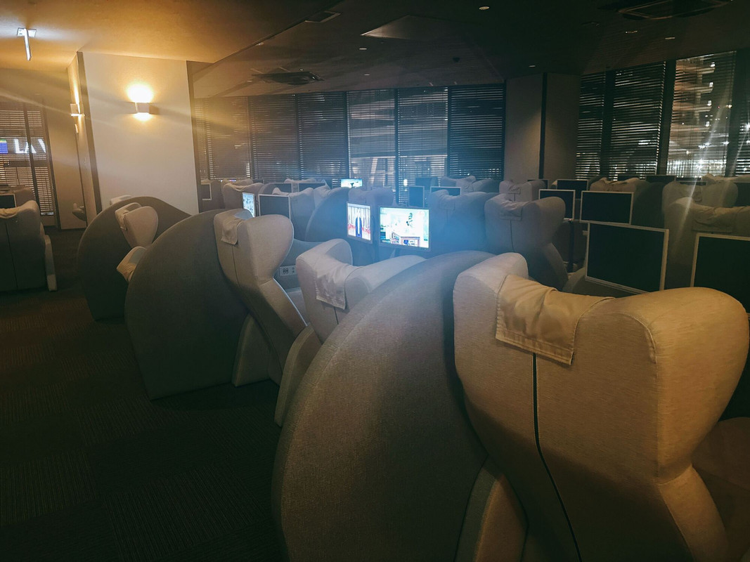 リラックスルーム / 1