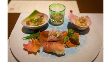 夕食 会席料理の一例③ / 3